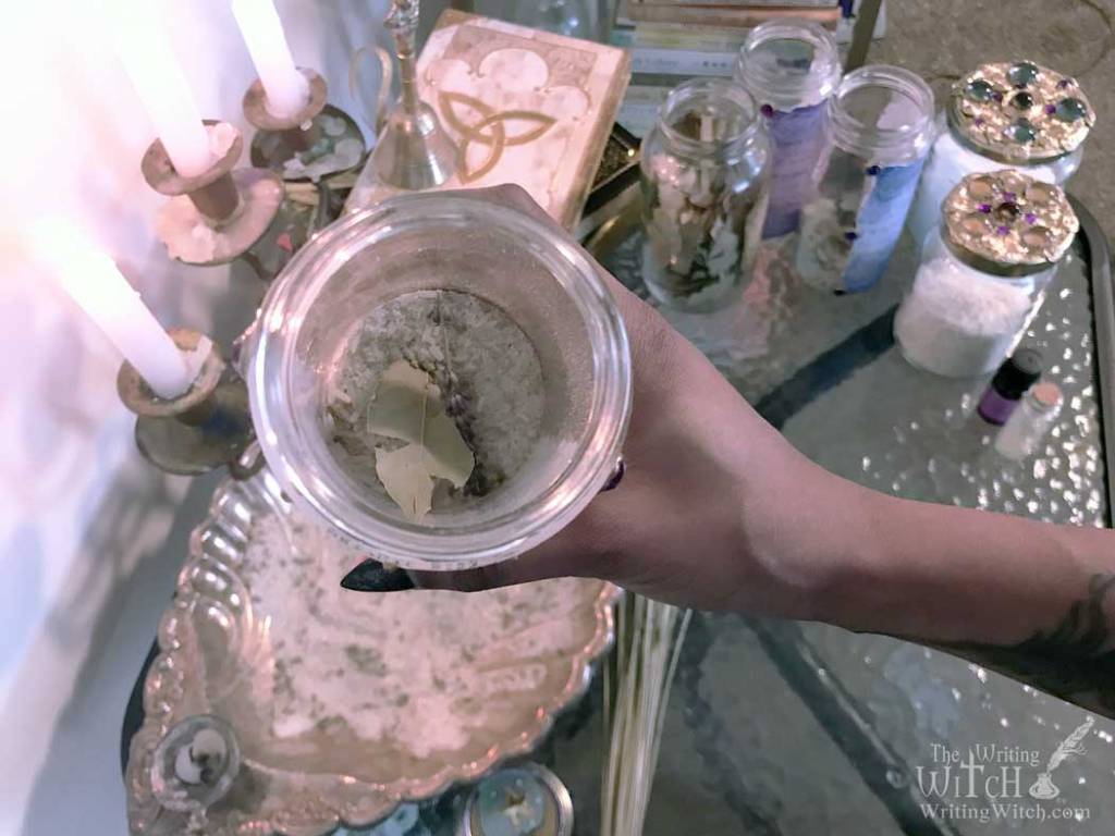 Home Blessing Spell to Attract Peace and Prosperity Into Your House