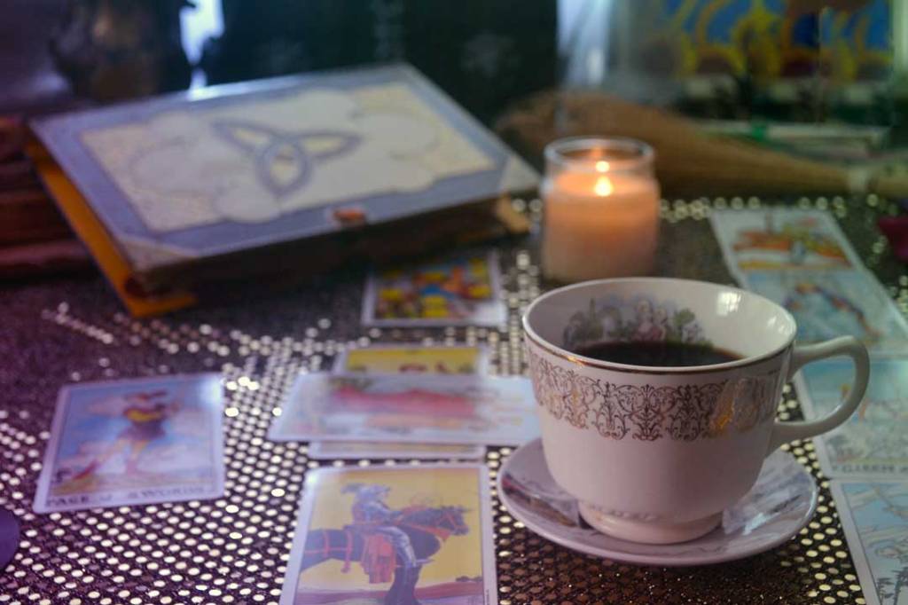 Really, all you need to do is select your herbs and grind them up with a mortar and pestle (or a bowl and the bottom of a mug if you don't have this tool in your collection.) While you're crushing your herbs, try to grind them down in a clockwise motion, which promotes forward moving energy. Relax into this little task, and keep your mind focused on being productive, or begin envisioning yourself completing your tasks efficiently for the day. If you do this daily or weekly, you may even find yourself coming up with an incantation to say over your herbs each time! This practice helps you to shift your mindset into the mode of productivity!